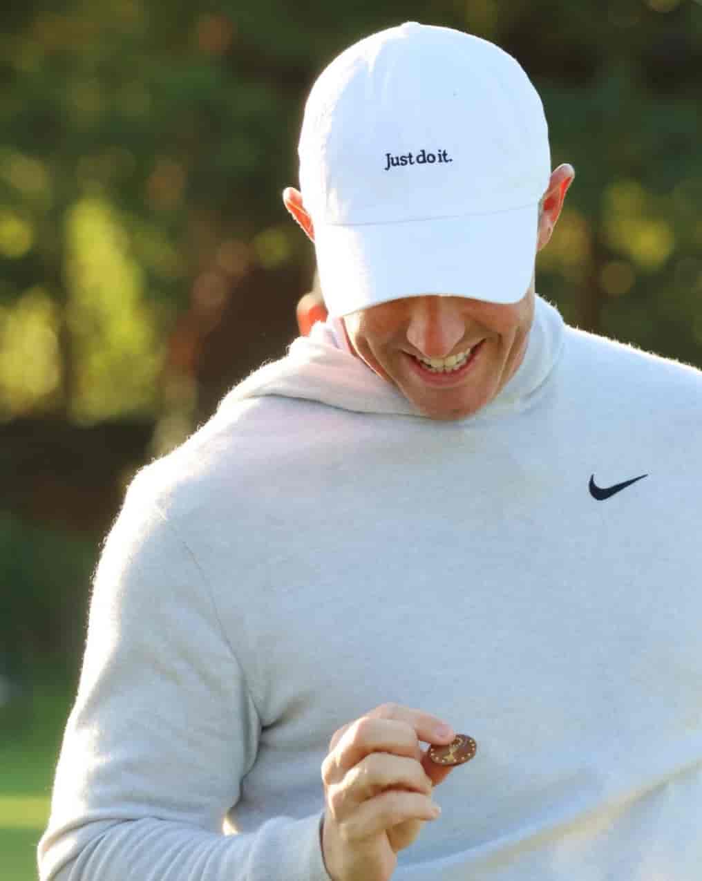Rory McIlroy marker 5